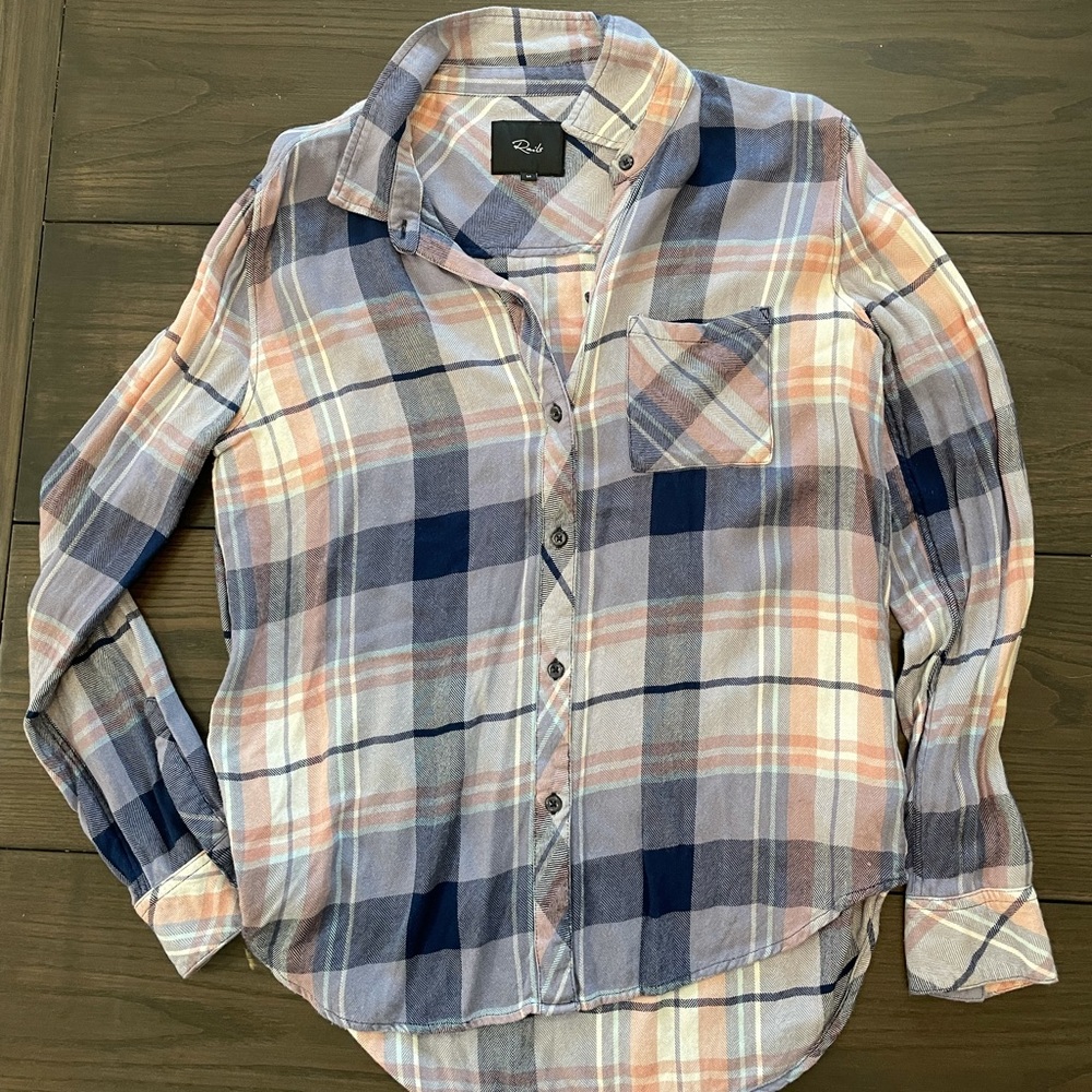 Women’s rails button up